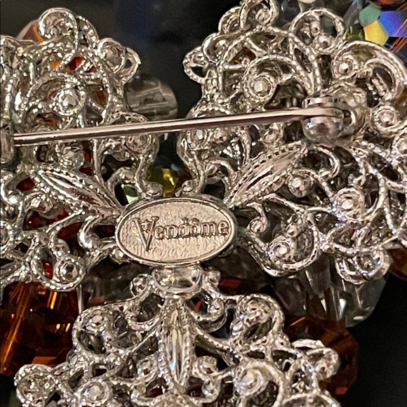 Vintage Vendome Faceted Glass Bead & Aurora Borealis Cluster Brooch - Picture 7 of 7